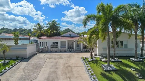 355 Camino Del Cupey Sabanera Dorado Dorado PR 00646
