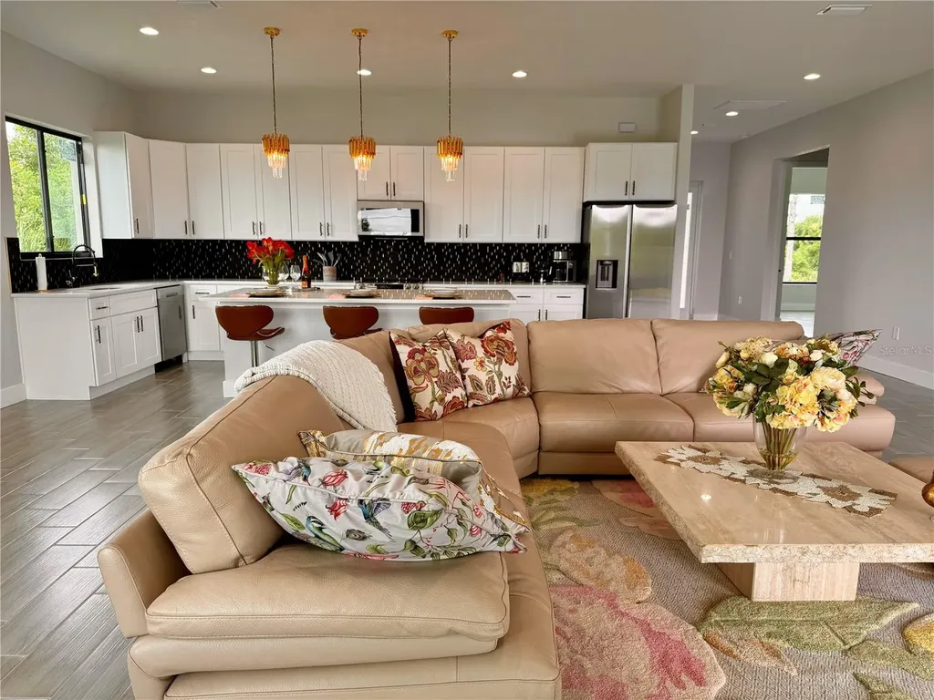 178 Lime Tree Park Rotonda West FL 33947