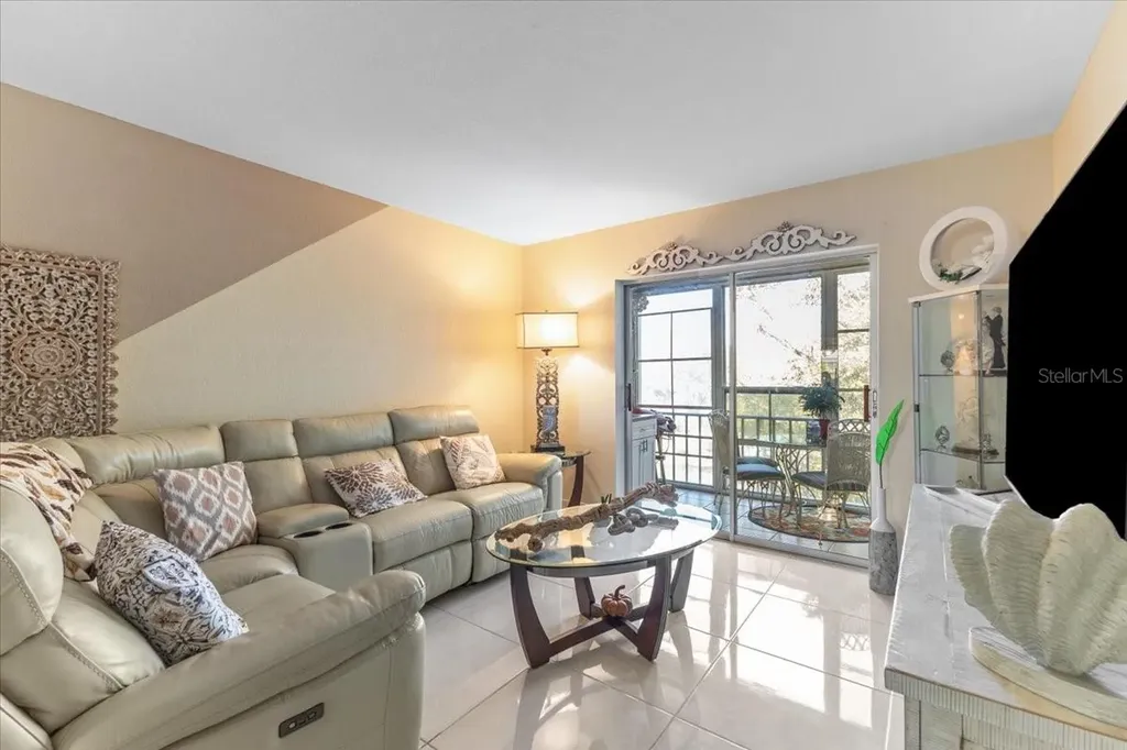 3710 Lake Bayshore Drive Bradenton FL 34205