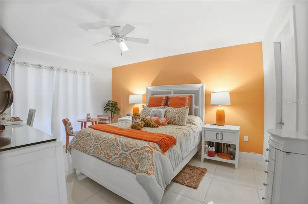 3710 Lake Bayshore Drive Bradenton FL 34205
