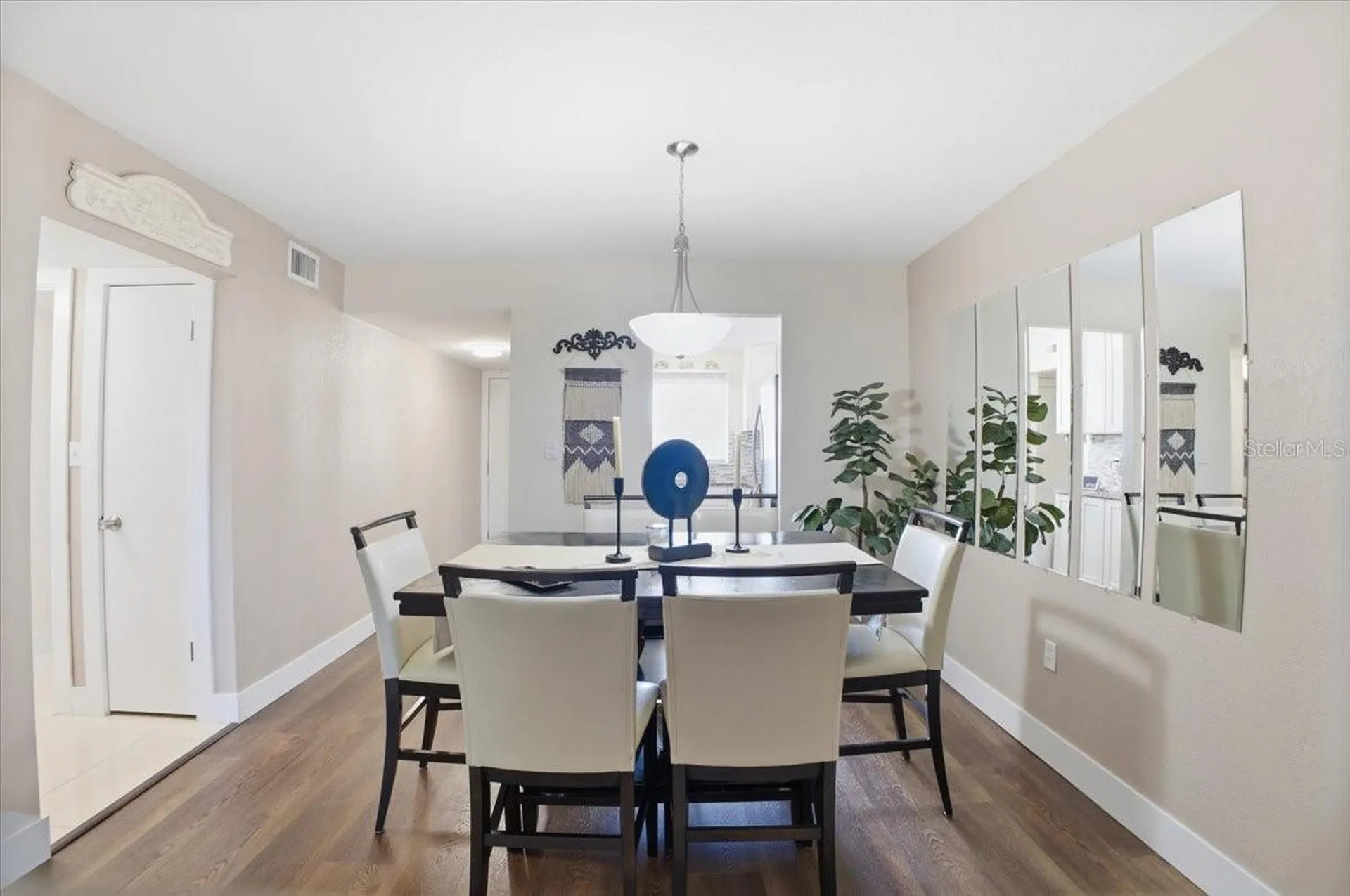 3710 Lake Bayshore Drive Bradenton FL 34205