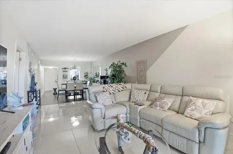 3710 Lake Bayshore Drive Bradenton FL 34205
