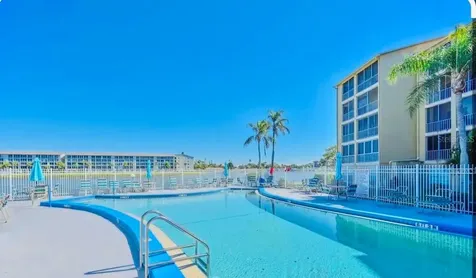3710 Lake Bayshore Drive Bradenton FL 34205