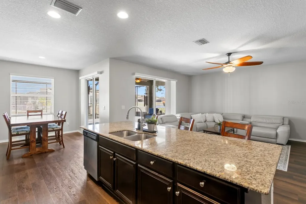 2839 Maple Brook Loop Lutz FL 33558