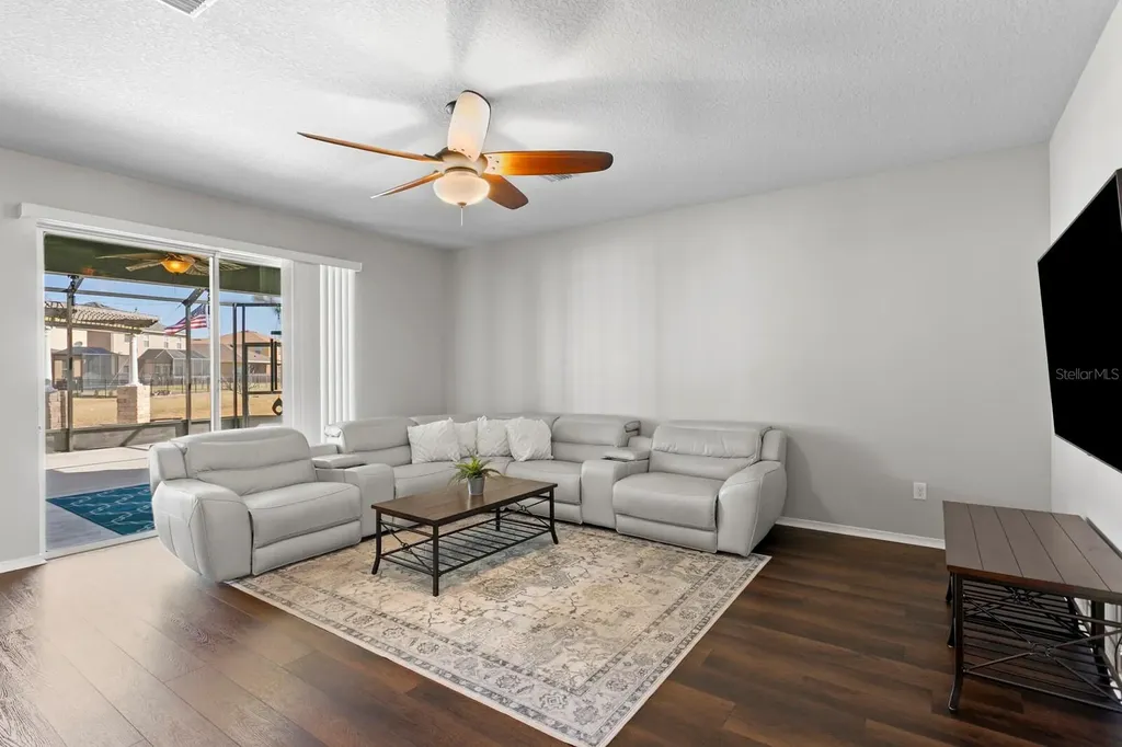 2839 Maple Brook Loop Lutz FL 33558