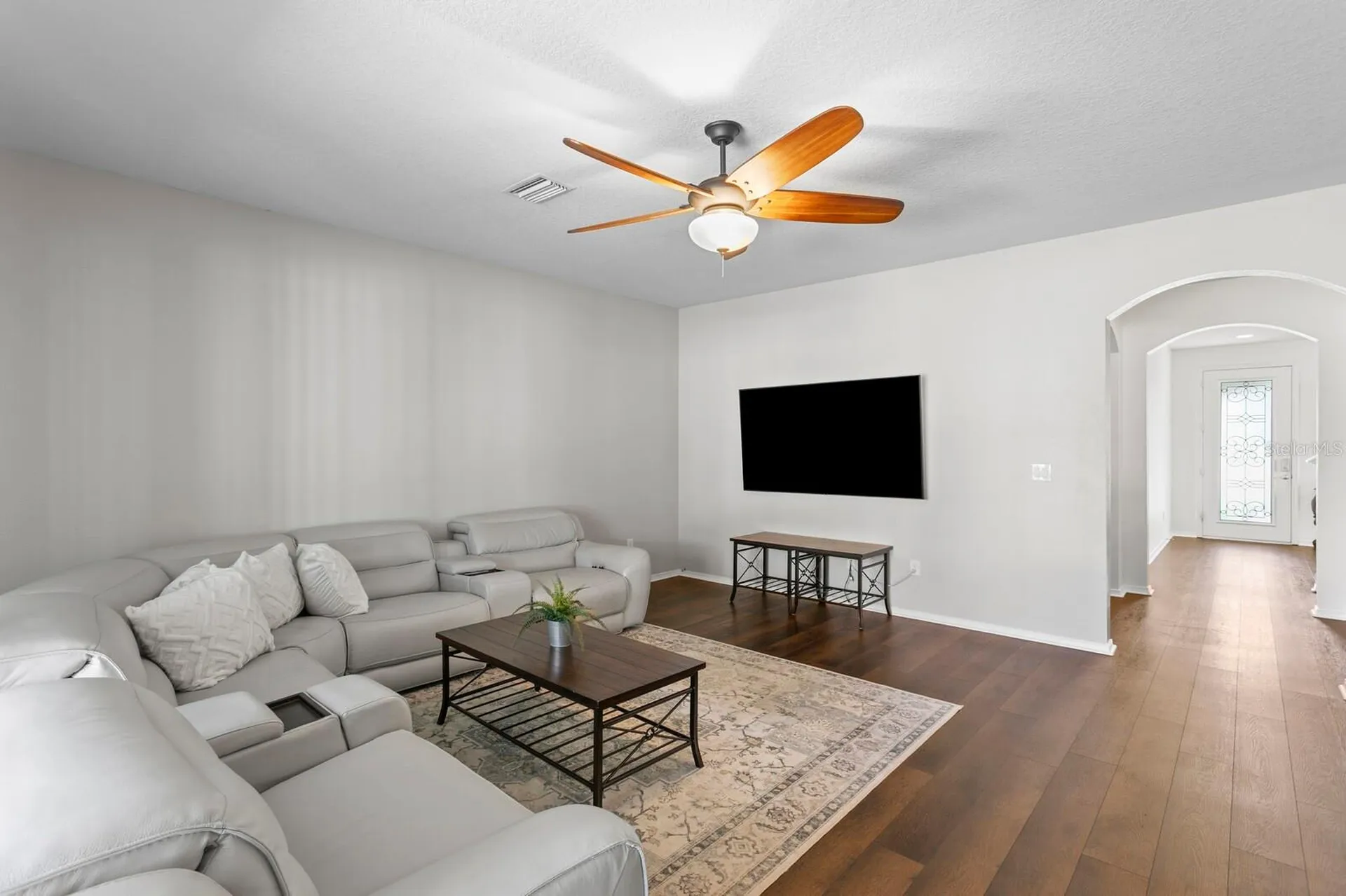 2839 Maple Brook Loop Lutz FL 33558