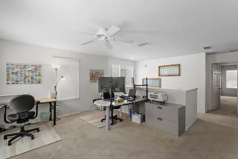 2839 Maple Brook Loop Lutz FL 33558