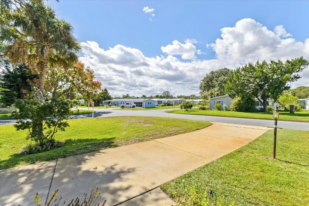 633 Starboard Avenue Edgewater FL 32141