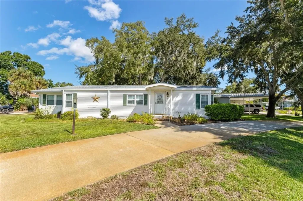 633 Starboard Avenue Edgewater FL 32141