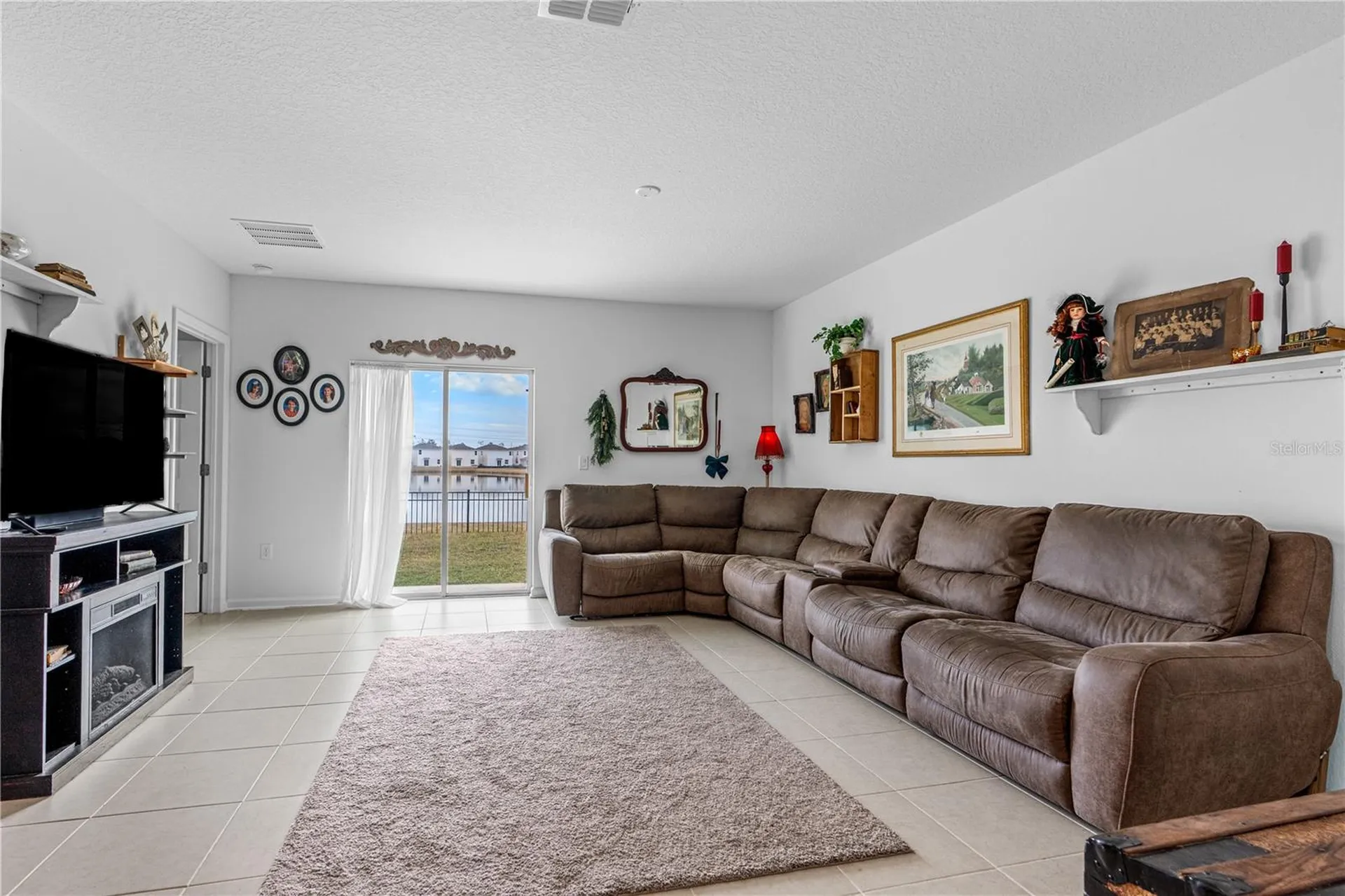 1192 Belle Isle Lane Daytona Beach FL 32124