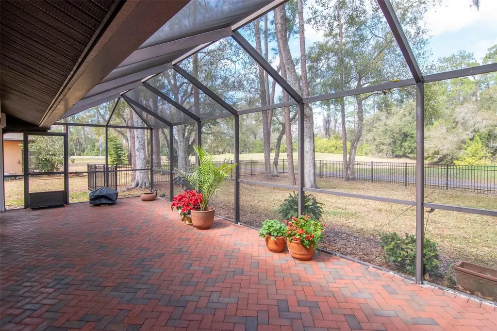 2240 Toniwood Lane Palm Harbor FL 34685