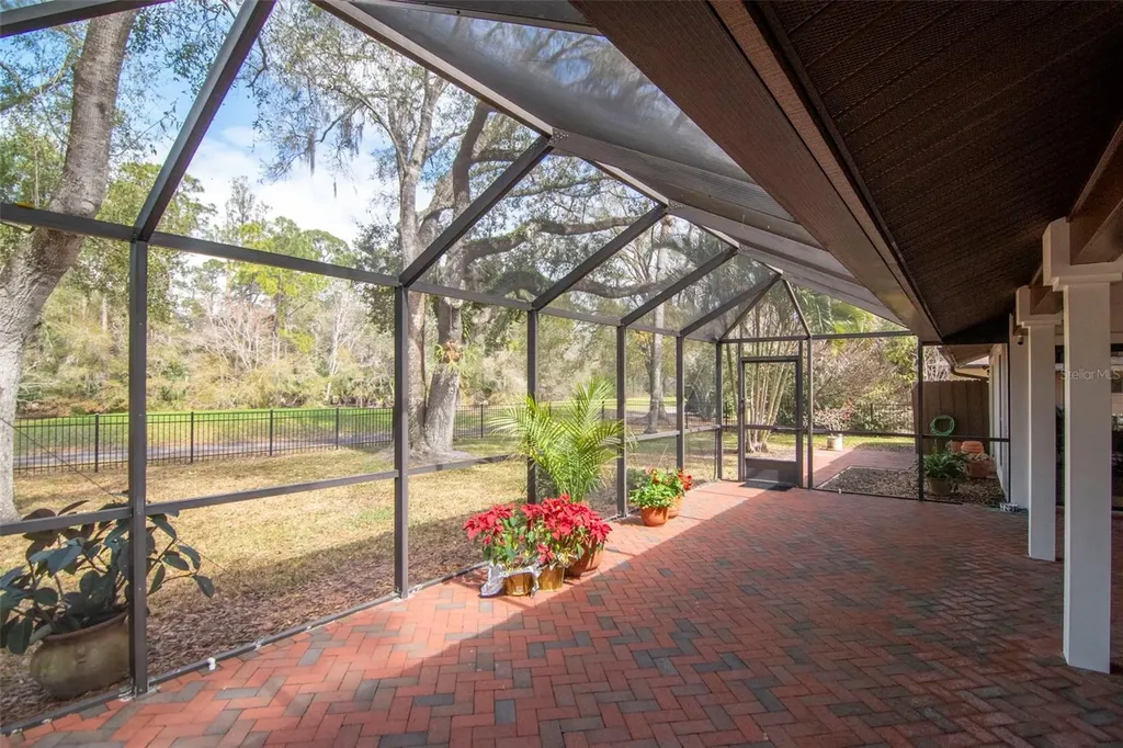 2240 Toniwood Lane Palm Harbor FL 34685