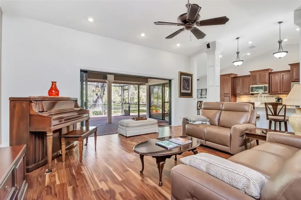 2240 Toniwood Lane Palm Harbor FL 34685