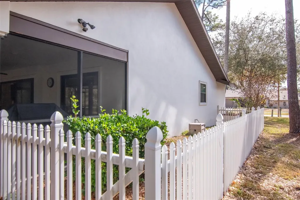2240 Toniwood Lane Palm Harbor FL 34685