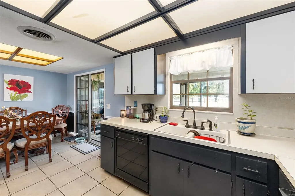 825 NE 165th Street Citra FL 32113