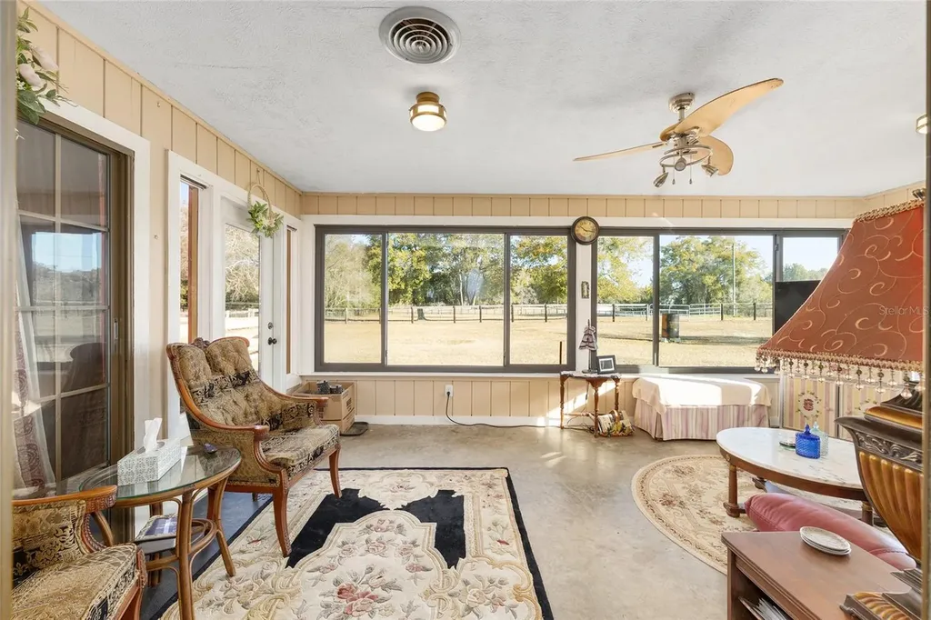 825 NE 165th Street Citra FL 32113
