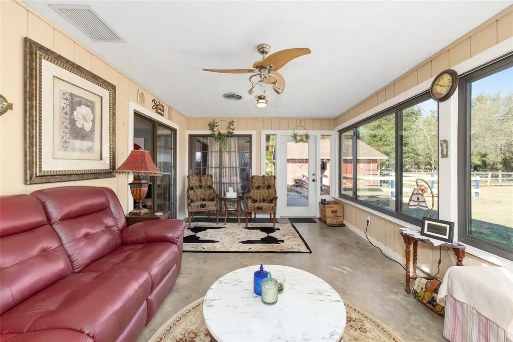 825 NE 165th Street Citra FL 32113