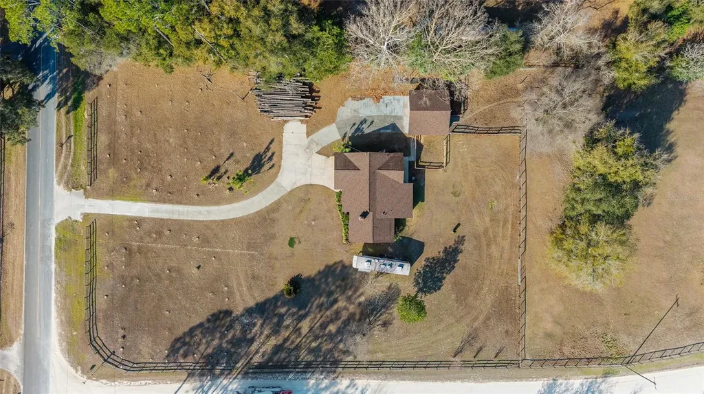 825 NE 165th Street Citra FL 32113