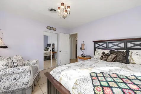 825 NE 165th Street Citra FL 32113