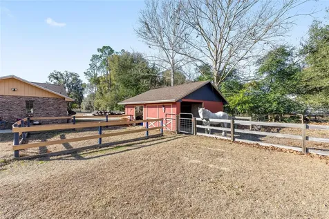 825 NE 165th Street Citra FL 32113