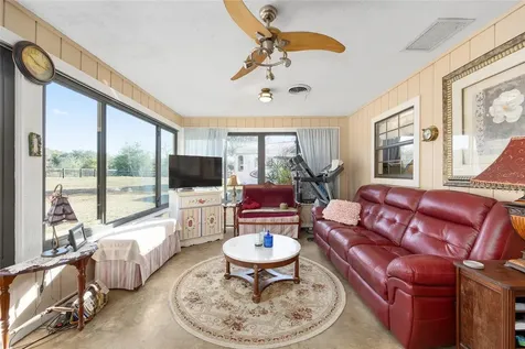 825 NE 165th Street Citra FL 32113