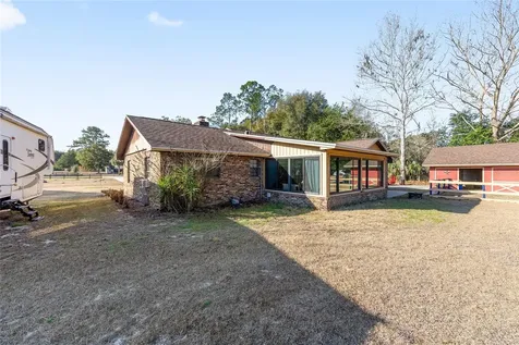 825 NE 165th Street Citra FL 32113