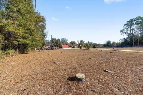 825 NE 165th Street Citra FL 32113