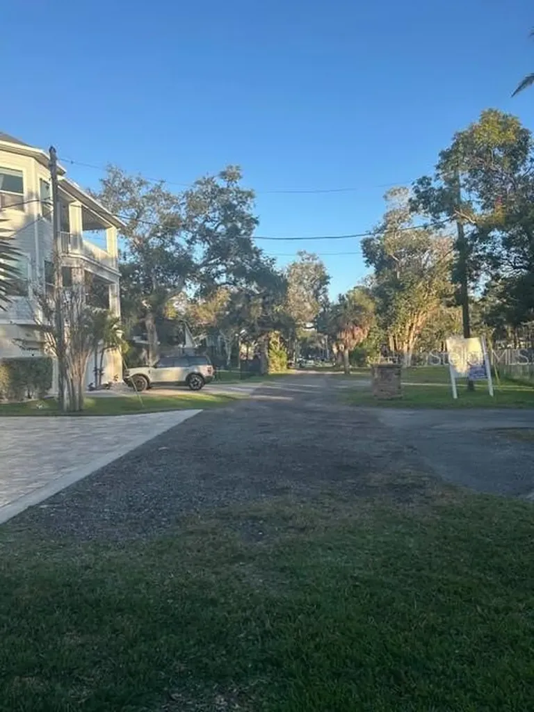 13311 72nd Terrace N Seminole FL 33776