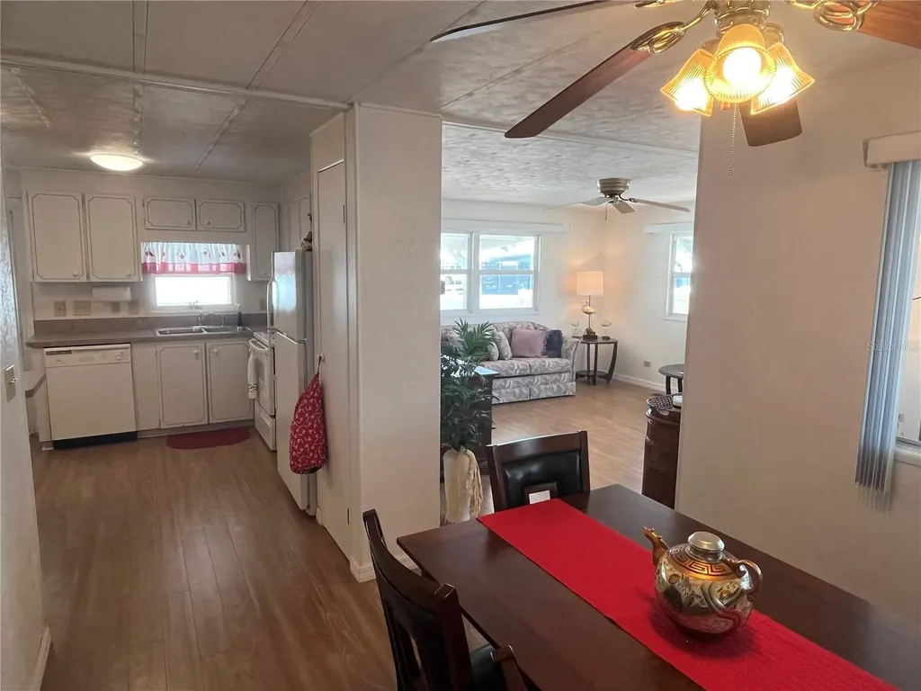 828 Trento Venice FL 34285