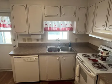 828 Trento Venice FL 34285