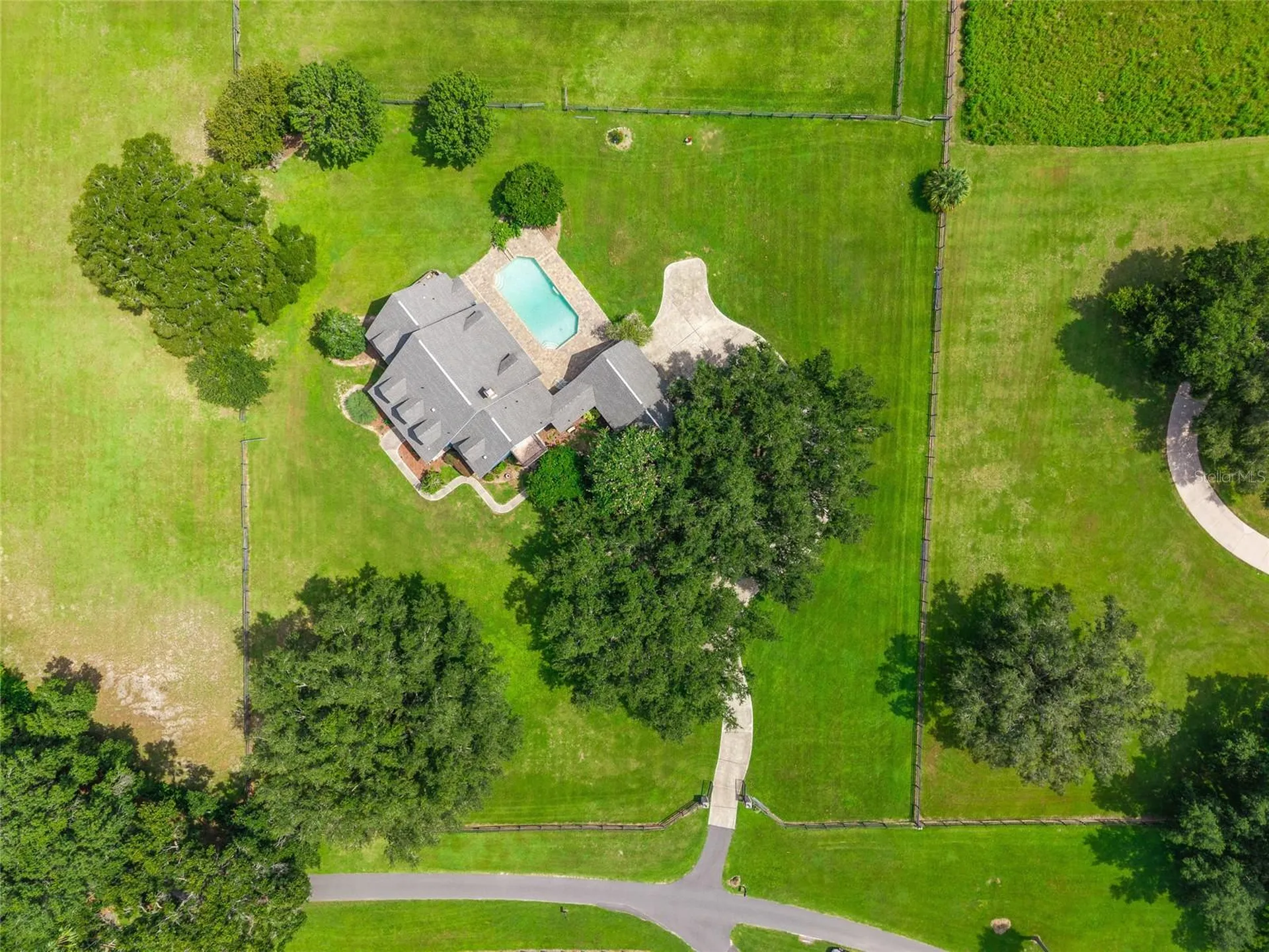 25 SE 69th Place Ocala FL 34480