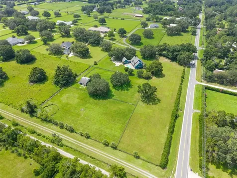 25 SE 69th Place Ocala FL 34480