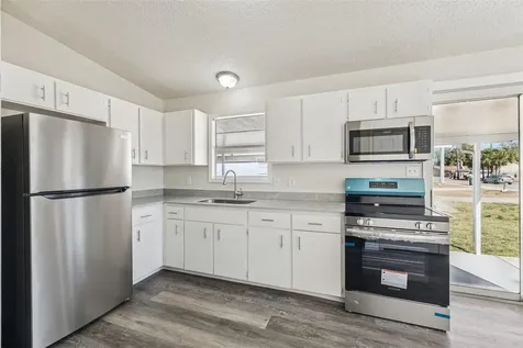 610 Walker Street Holly Hill FL 32117