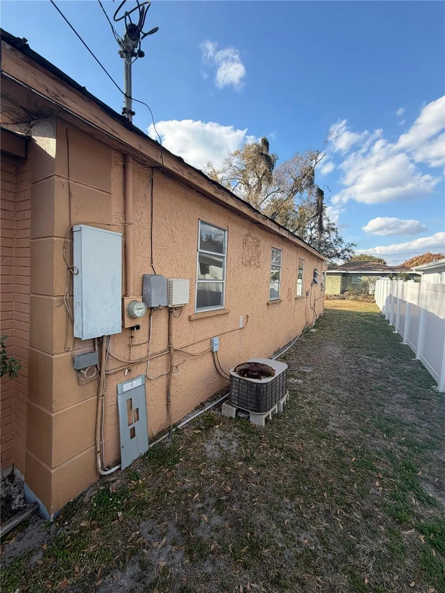 3908 E Genesee Street Tampa FL 33610