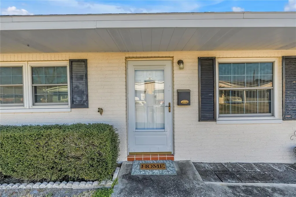 10007 Daffodil Street N Pinellas Park FL 33782