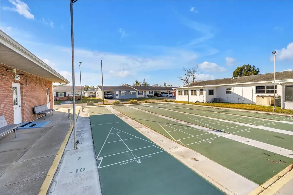 10007 Daffodil Street N Pinellas Park FL 33782