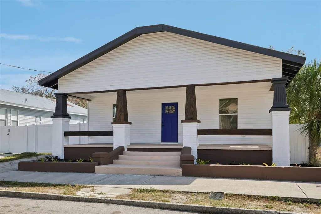 3015 Sanchez Street Tampa FL 33605