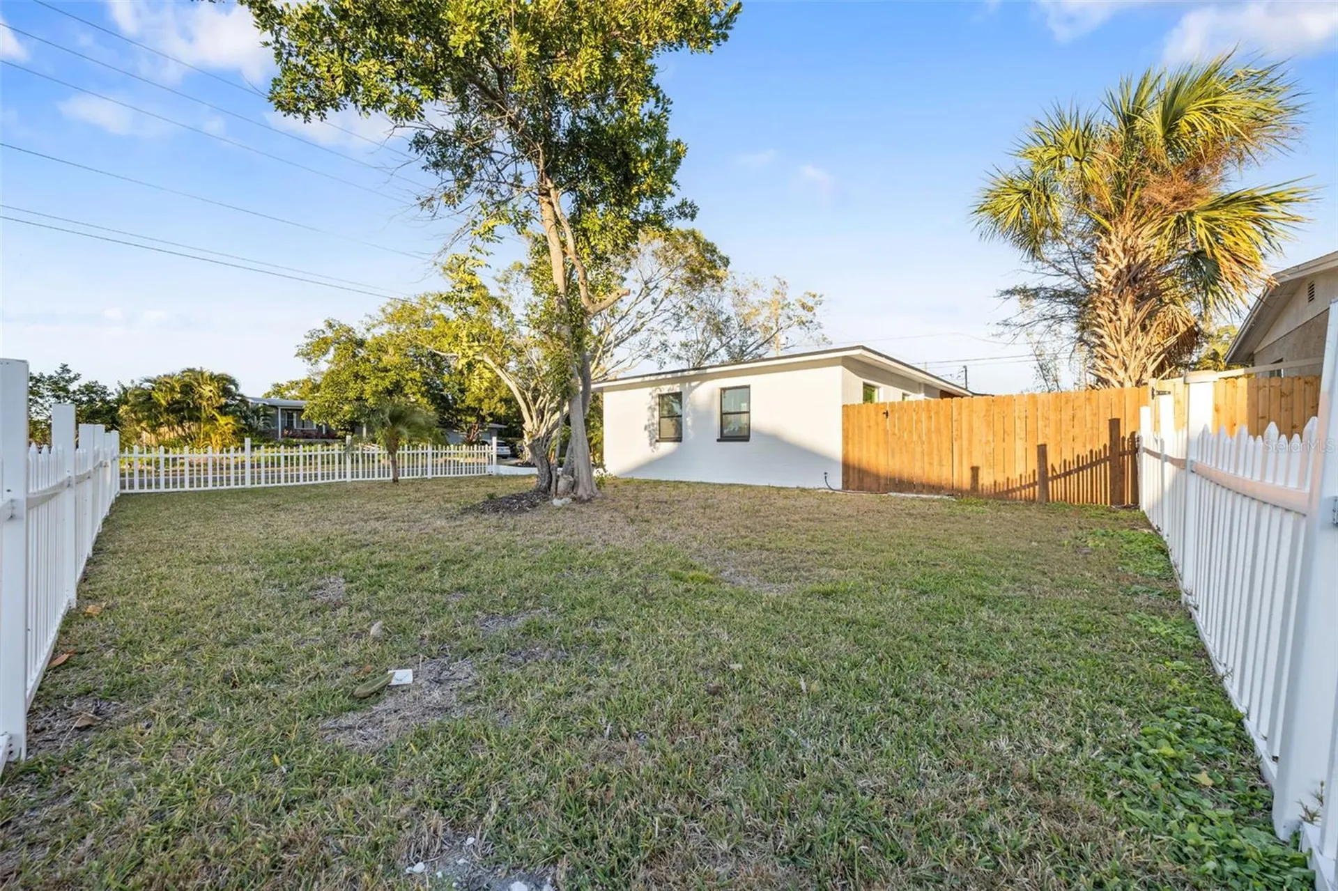 1600 Connecticut Avenue NE St Petersburg FL 33703