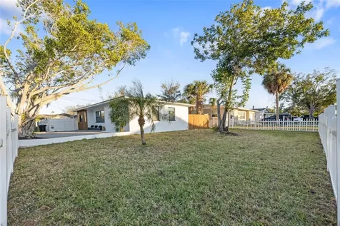1600 Connecticut Avenue NE St Petersburg FL 33703