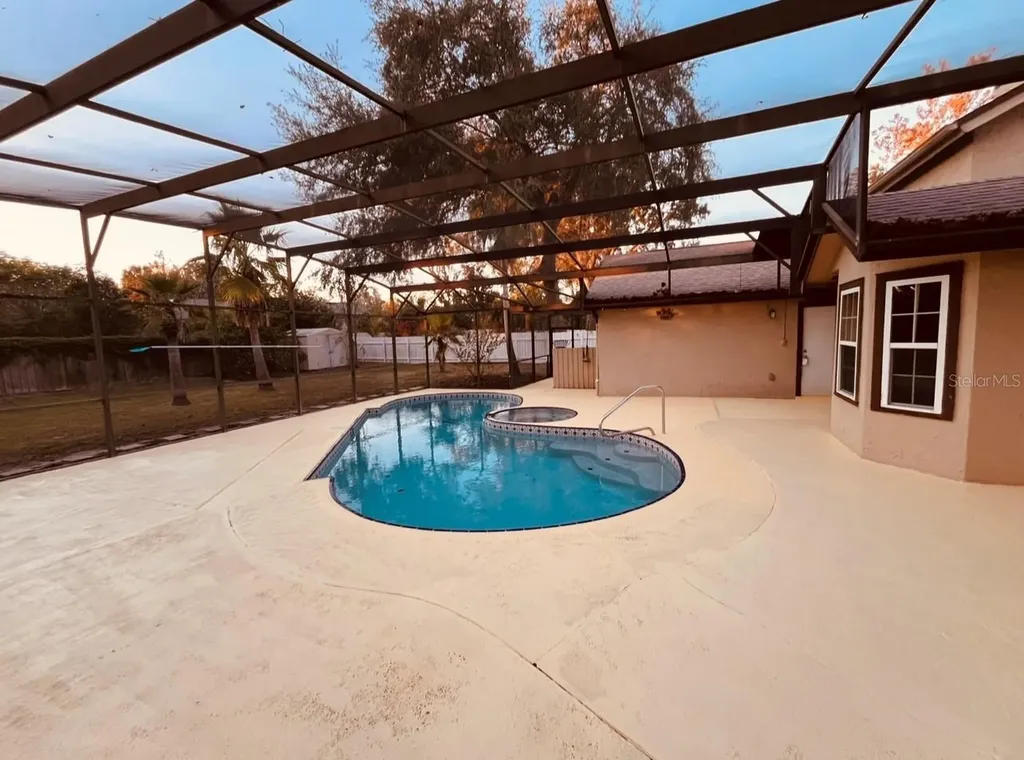 6850 Spring Rain Drive Orlando FL 32819