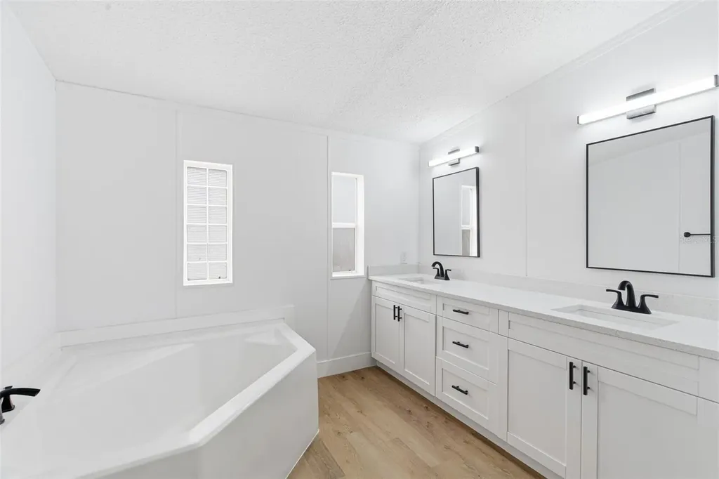 3906 Fox Ridge Boulevard Wesley Chapel FL 33543