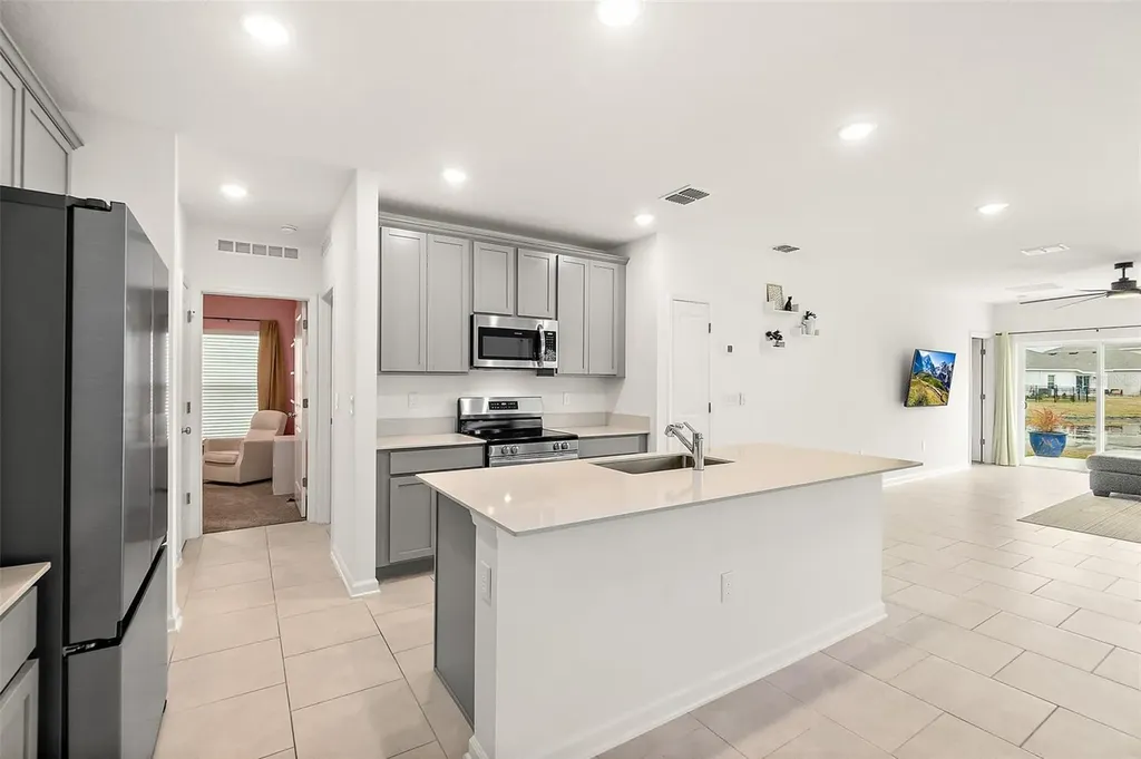 2147 Green Valley Street Daytona Beach FL 32124