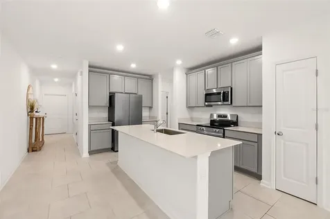 2147 Green Valley Street Daytona Beach FL 32124
