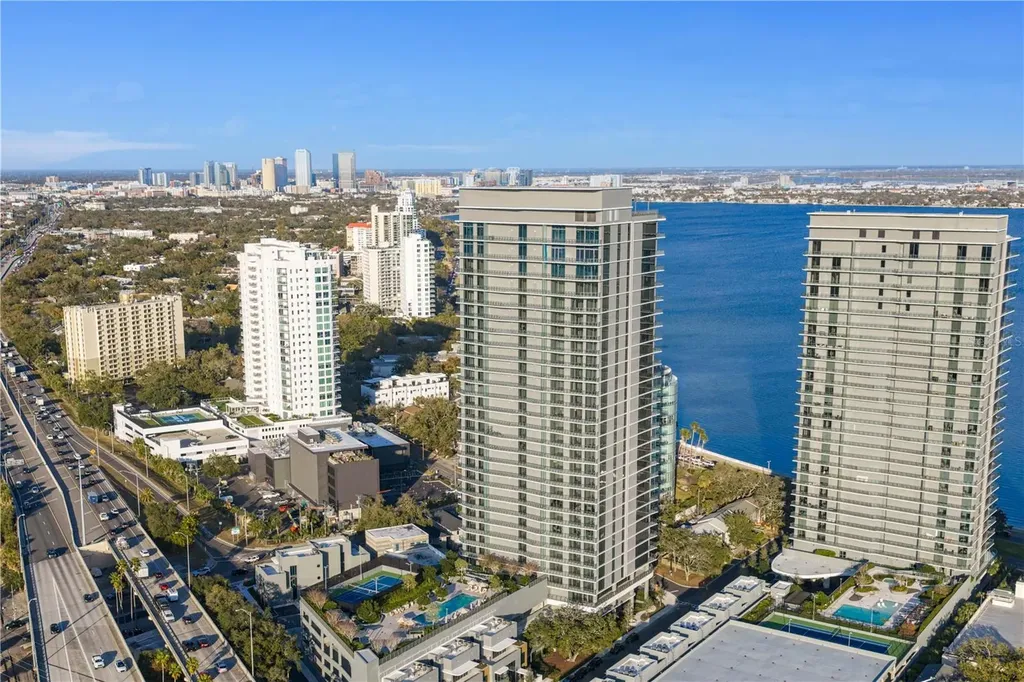 3015 S Ysabella Avenue Tampa FL 33629