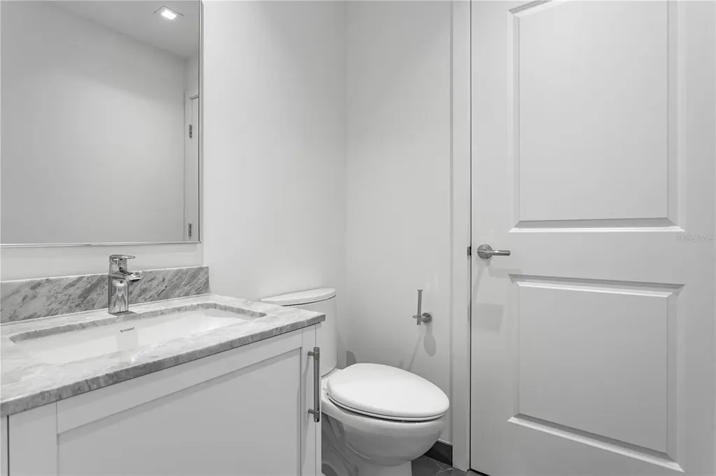3015 S Ysabella Avenue Tampa FL 33629