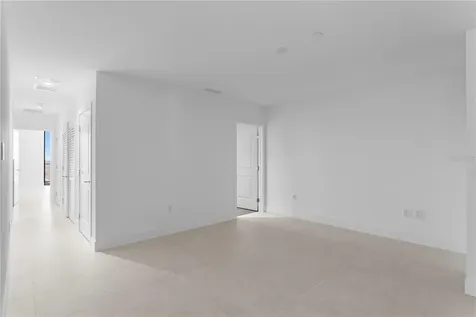 3015 S Ysabella Avenue Tampa FL 33629
