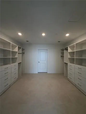 3015 S Ysabella Avenue Tampa FL 33629