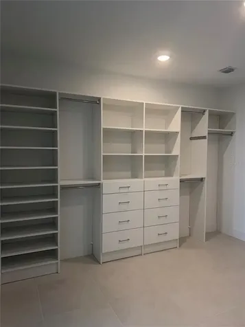 3015 S Ysabella Avenue Tampa FL 33629