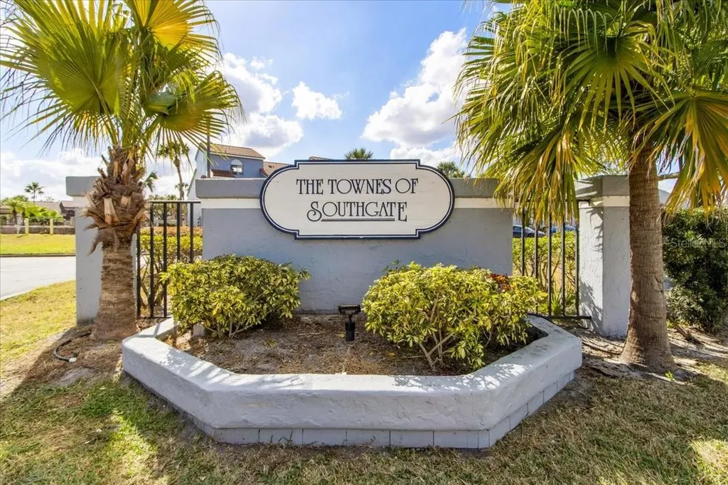 4617 Gate Place Orlando FL 32811