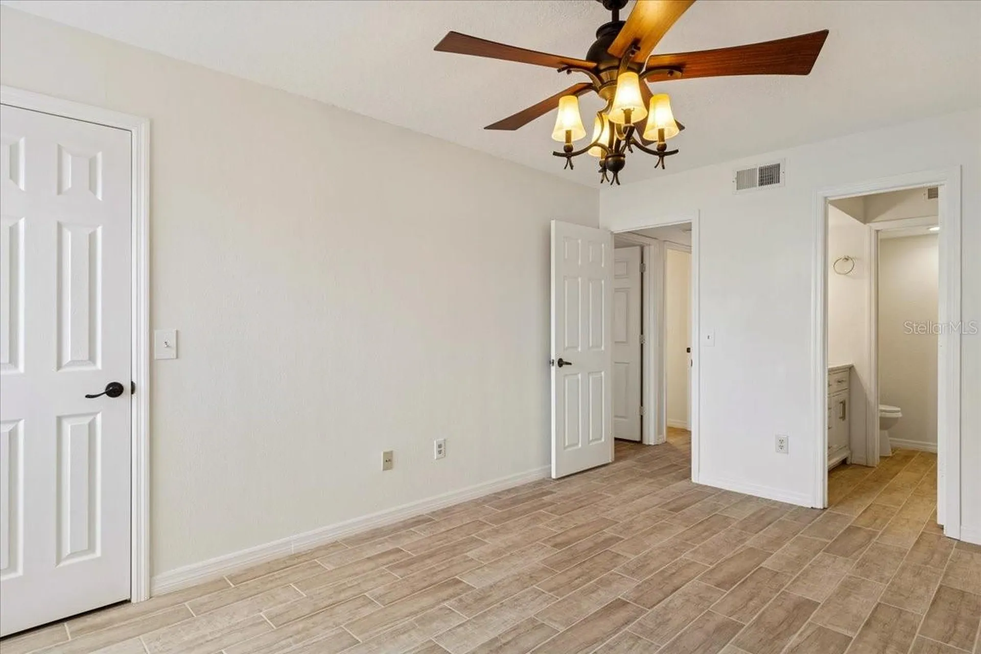 4617 Gate Place Orlando FL 32811